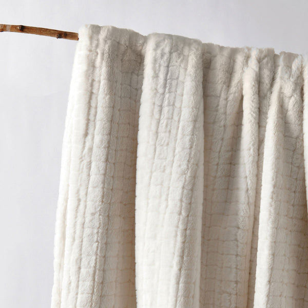 Bianca Tambar Faux Fur Throw Rug Blanket 130 x 170cm Natural