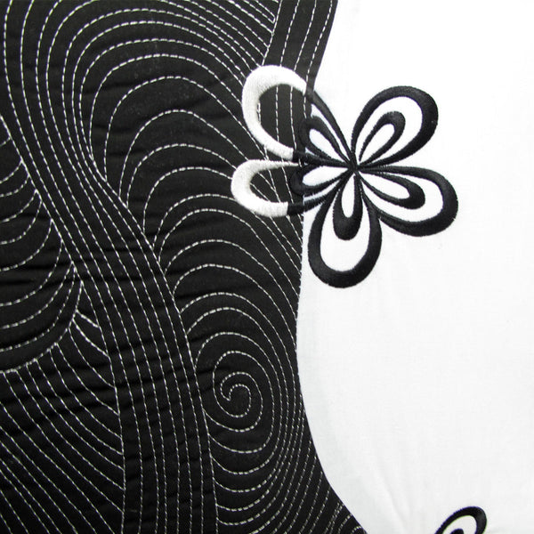 Accessorize Hypnotic Embroidered Quilt Doona Duvet Cover Black White Queen