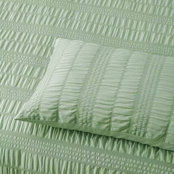 Accessorize Seersucker Polyester Quilt Cover Sage King