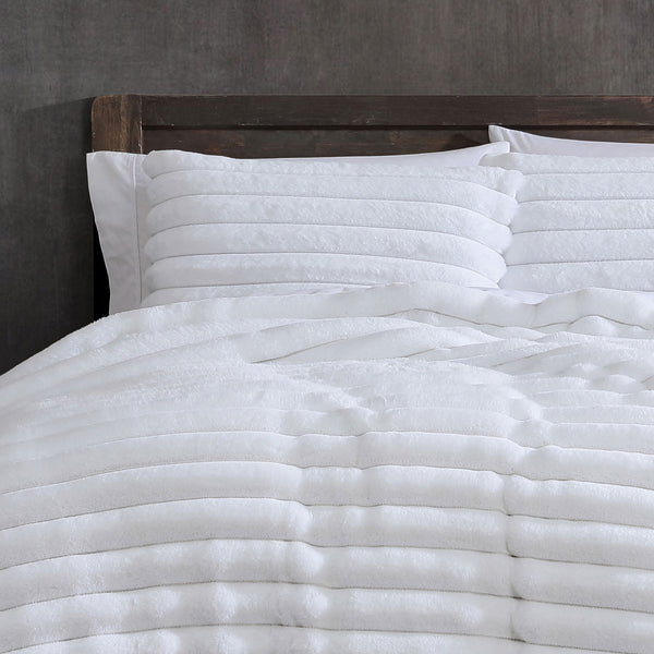 Ardor Jax Chunky Faux Fur Quilt Doona Duvet Cover Set White King
