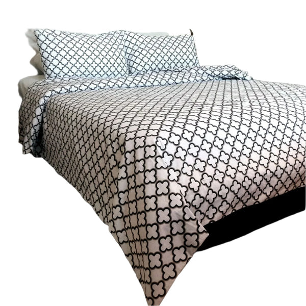 Klogie Mia Quatrefoil Cotton Quilt Doona Duvet Cover White Black Queen