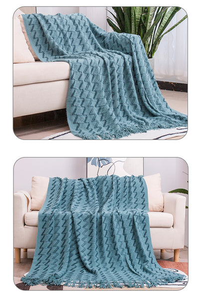 Modern Knitted Throw Blanket Tassels 130 x 230cm Blue Zig Zag