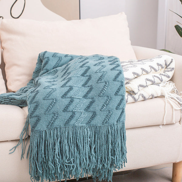 Modern Knitted Throw Blanket Tassels 130 x 230cm Blue Zig Zag