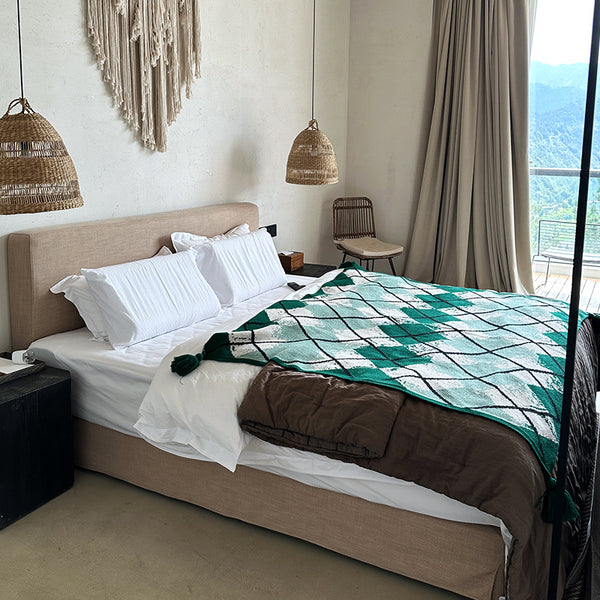Argyle Diamond Knit Throw Blanket Rug Tassels 135 x 125cm Green