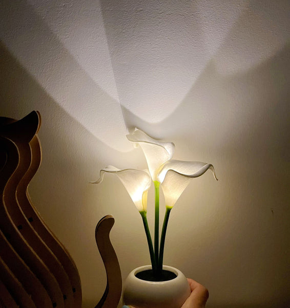 Ceramic Pot Calla Lily LED Bedside Side End Table Lamp Light White