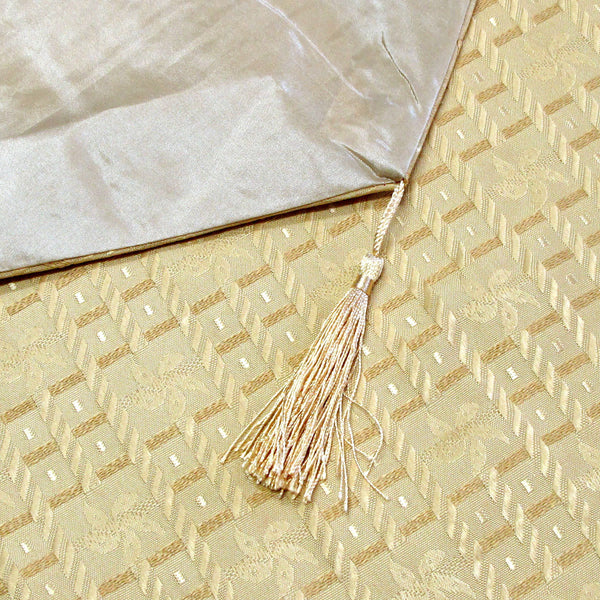 Faux Silk Geometric Jacquard Tablerunner Gold 32 x 120cm