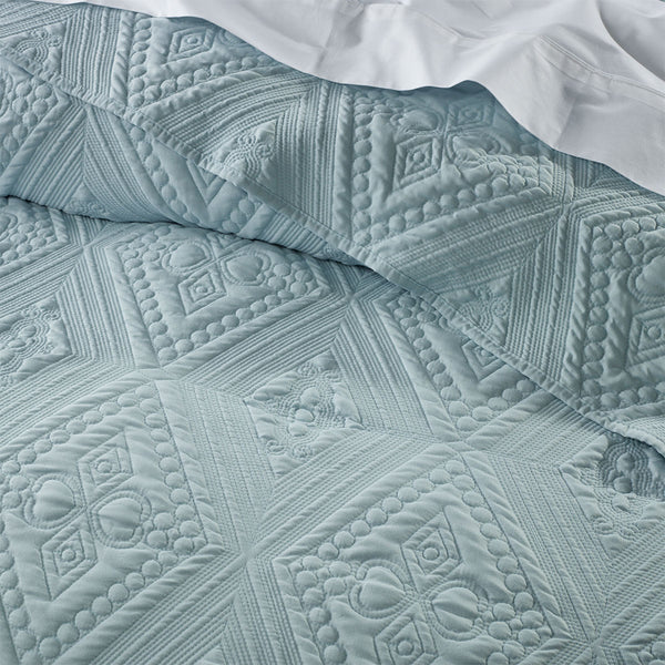 Bianca Aspen Embroidered Bedspread Coverlet Comforter Set Sky Blue King