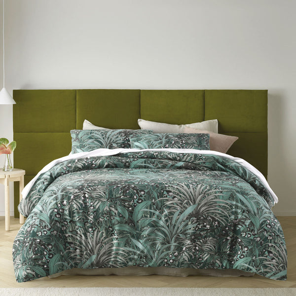 Accessorize Palm Leopard Green Cotton Quilt Doona Duvet Cover Set King