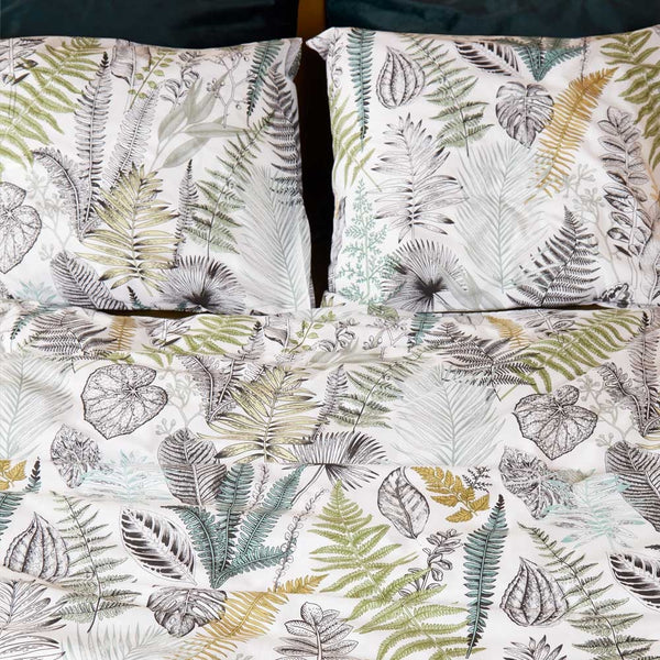 At Home Primeval Botanical Leaves Green Quilt Doona Duvet Cover Set King