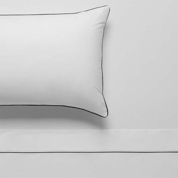 Accessorize White Piped Cotton Sheet Set King