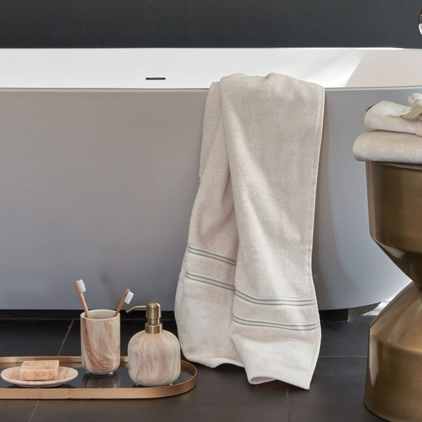 Bedding House Van Gogh Fleurir Off White Bath Towel 70 x 140cm