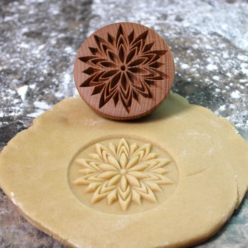 Beechwood Wooden Mandala Flower Floral Spiral Biscuit Cookie Embossing Stamp Mold