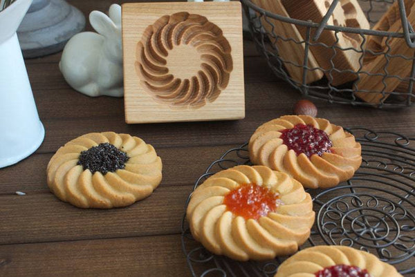 Beechwood Wooden Flower Heart Biscuit Cookie Shortbread Mold