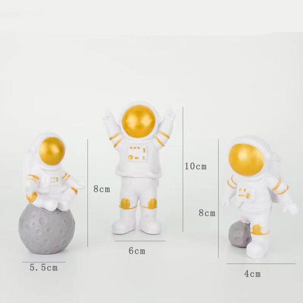 Astronaut Spaceman Rocket Cake Decoration Ornament Topper Plastic