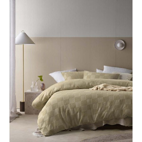 Accessorize Tipo Checked Chenille Beige Quilt Doona Duvet Cover Set Super King