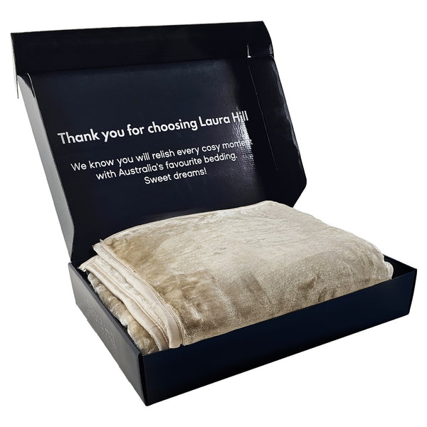 Laura Hill Double Sided Faux Mink Throw Rug Blanket 600gsm Sage Green Queen