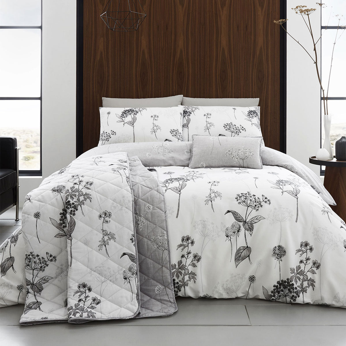 Coverley Floral Cotton Rich Quilt doona Duvet Cover Set Grey King