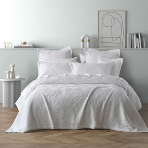 Bianca Cassiano Jacquard Bedspread Comforter Coverlet White Single / Double