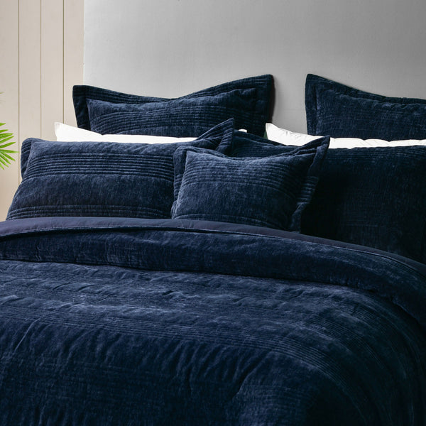 Bianca Cyrano Velvet Quilted Bedspread Coverlet Comforter Queen / King Indigo