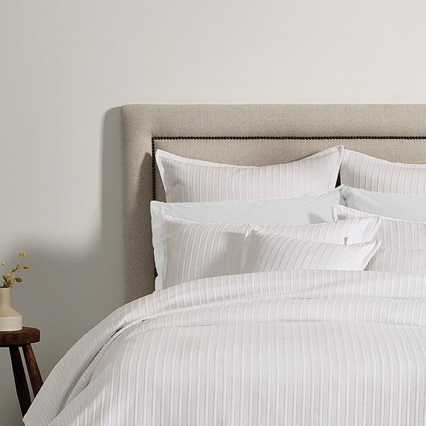 Bianca Evora Cotton Jacquard Bedspread Comforter Coverlet White Queen / King