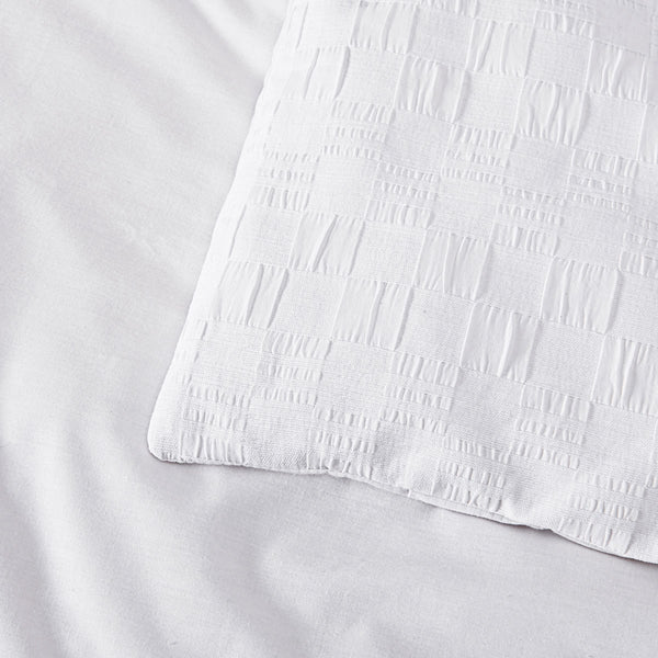 Bianca Cosmo Chenille Geometric Quilt Doona Duvet Cover White Queen