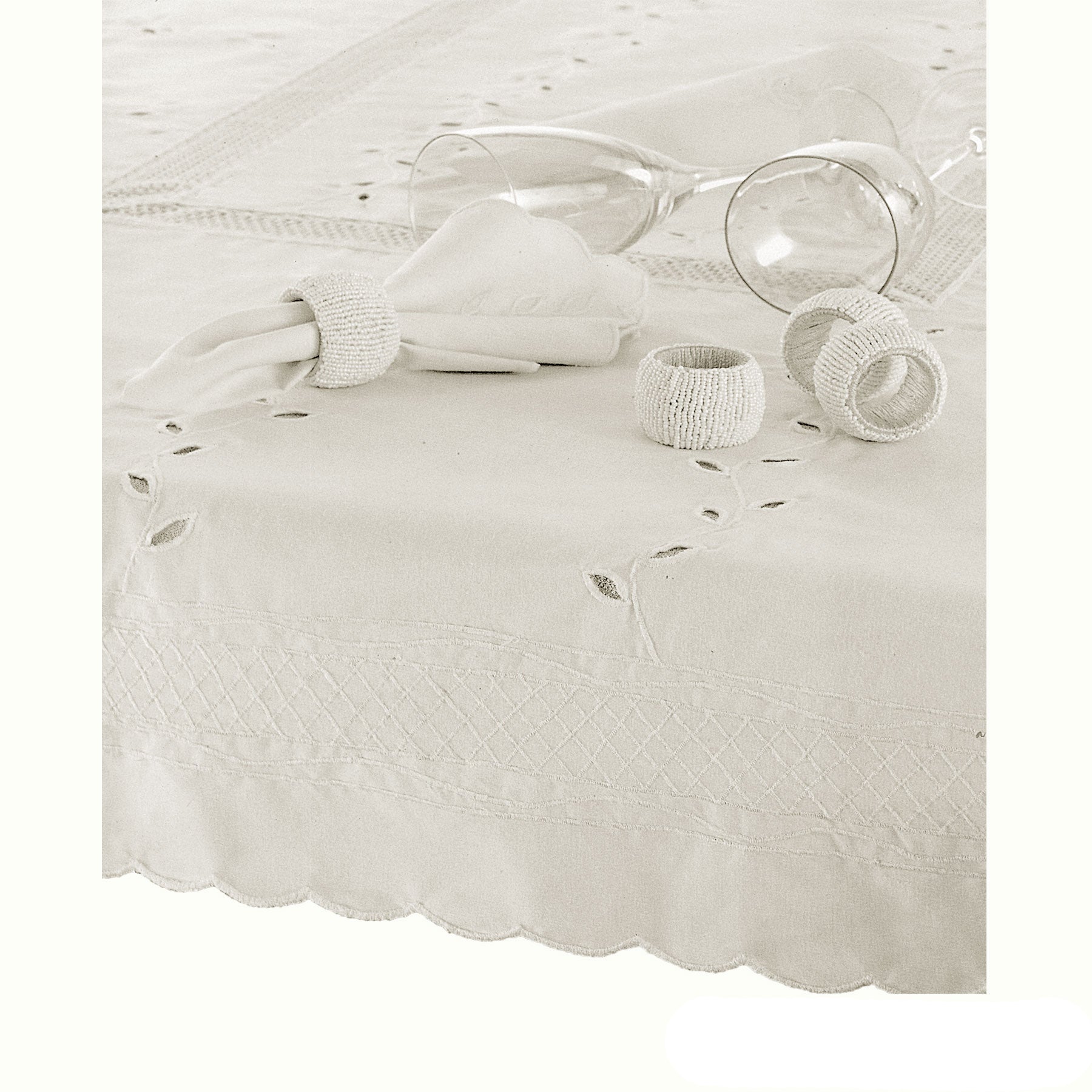 Embroidered Polyester Cotton Tablecloth Rectangular Marshmallow 170 x 360cm