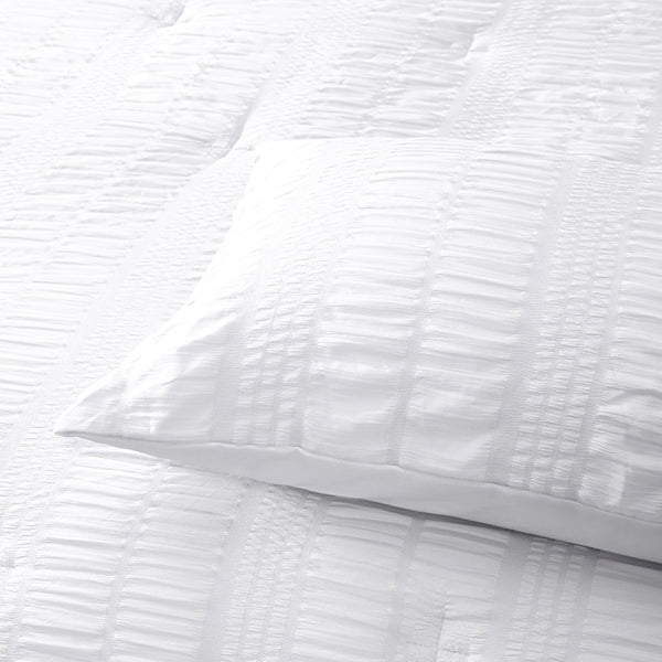 Accessorize Seersucker Polyester Bedspread Comforter Coverlet White Queen