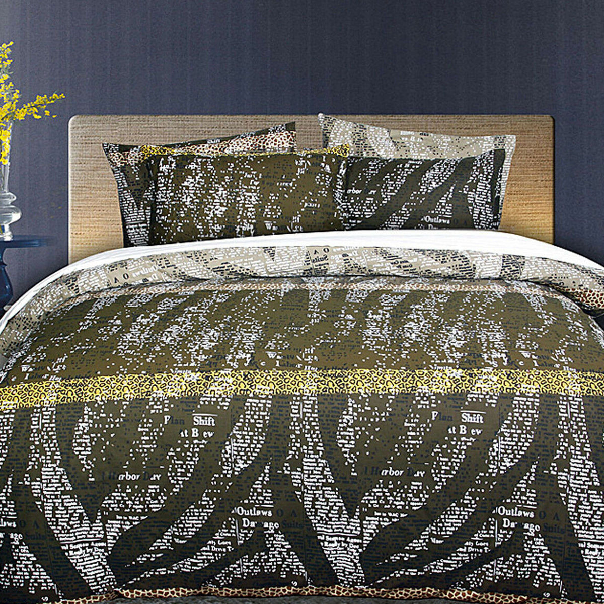 Accessorize Zig Zag Print Quilt Doona Duvet Cover Queen