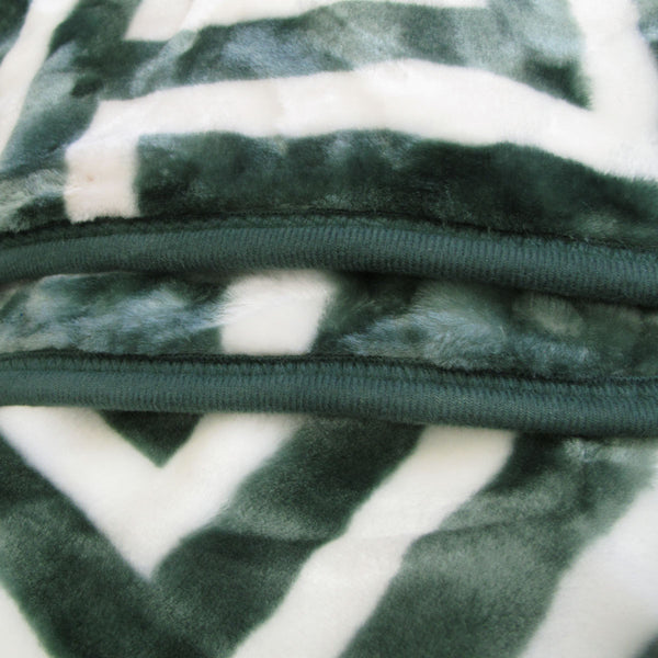 Bloomington Mink Polyester 800gsm Blanket Throw Rug Greek Key Green Queen