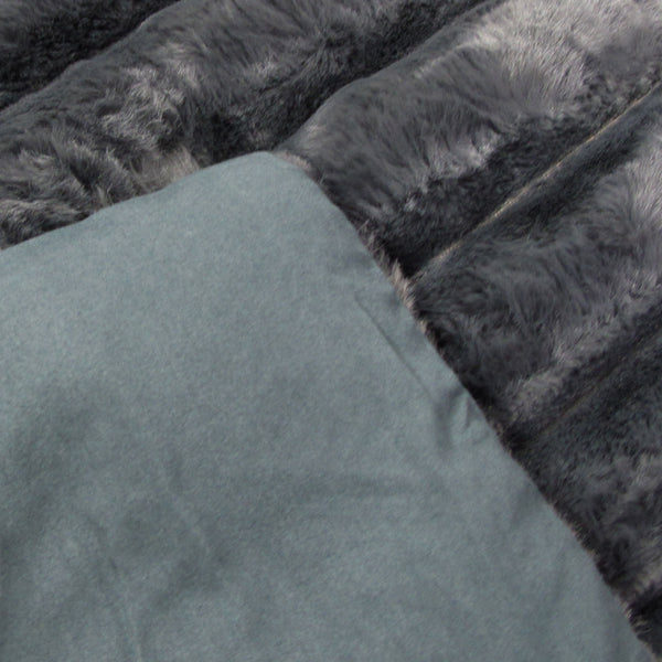 Jane Barrington Arna Channel Faux Rabbit Fur Comforter Bedspread Coverlet Queen