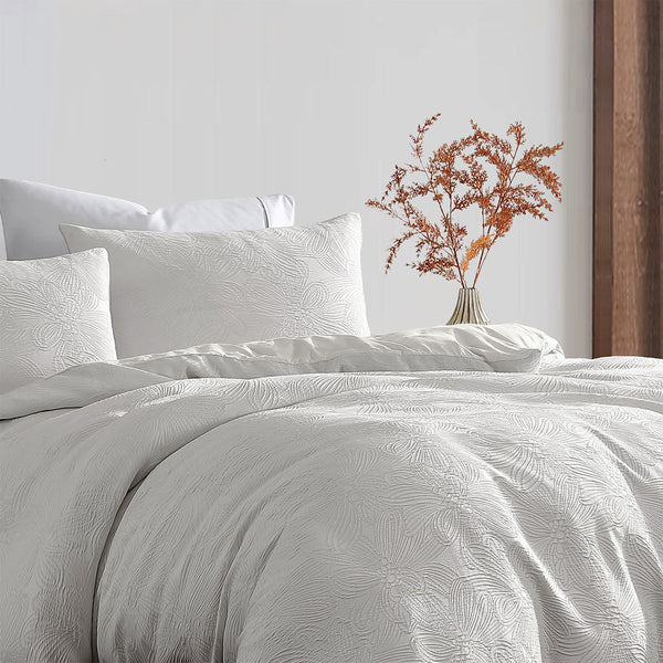 Ardor Avena Textured Floral Jacquard Quilt Doona Duvet Cover White King