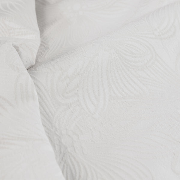 Ardor Avena Textured Floral Jacquard Quilt Doona Duvet Cover White King