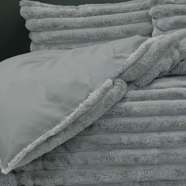 Ardor Jax Chunky Faux Fur Quilt Doona Duvet Cover Set King Grey