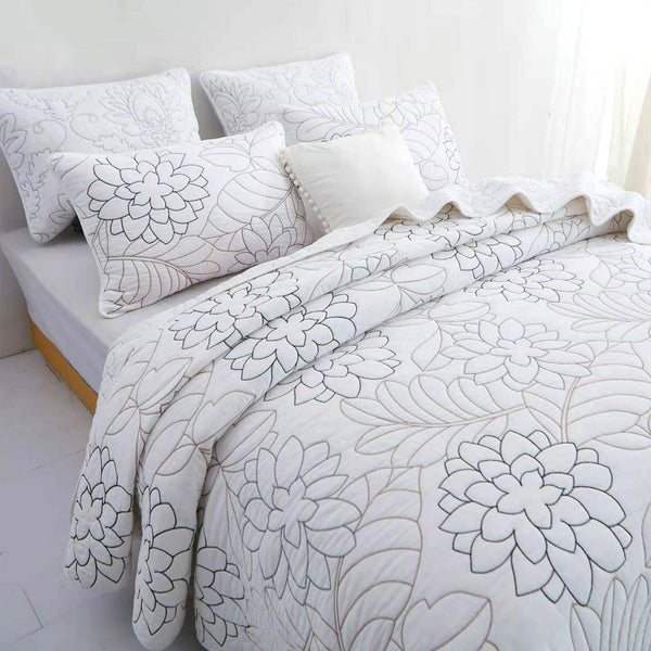 Eliana Cotton Floral Quilted Bedspread Coverlet Comforter White Queen