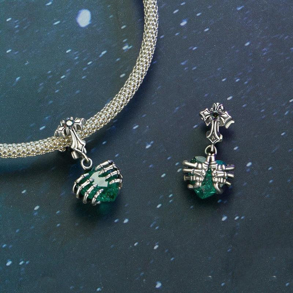 Green Glass Heart Skelton Hands Sterling Silver Bead Charm Pendant Bracelet Necklace