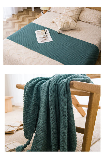 Woven Knitted Acrylic Soft Tassel Throw Blanket Rug 150 x 110cm Dark Green