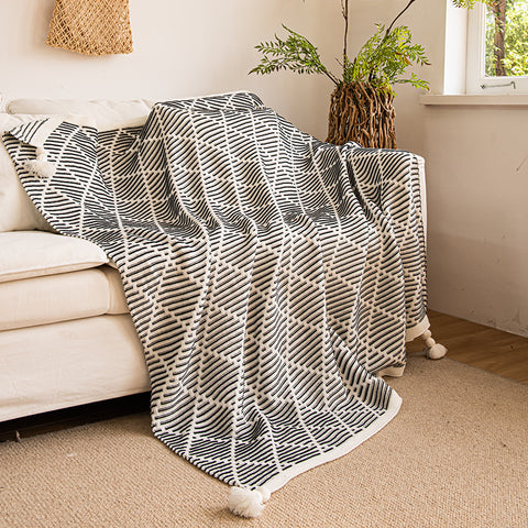 Geometric Diamond Knitted Acrylic Tassel Throw Blanket Rug 130 x 150cm Black Beige