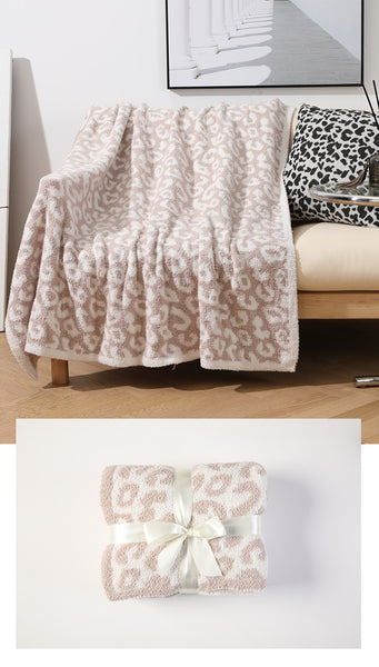 Luxurious Leopard Print Jacquard Knit Throw Blanket Rug 130 x 150cm Beige