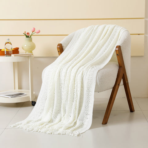 Hollow Knitted Sofa Blanket Throw Rug Fringe 510g 120 x 165cm White