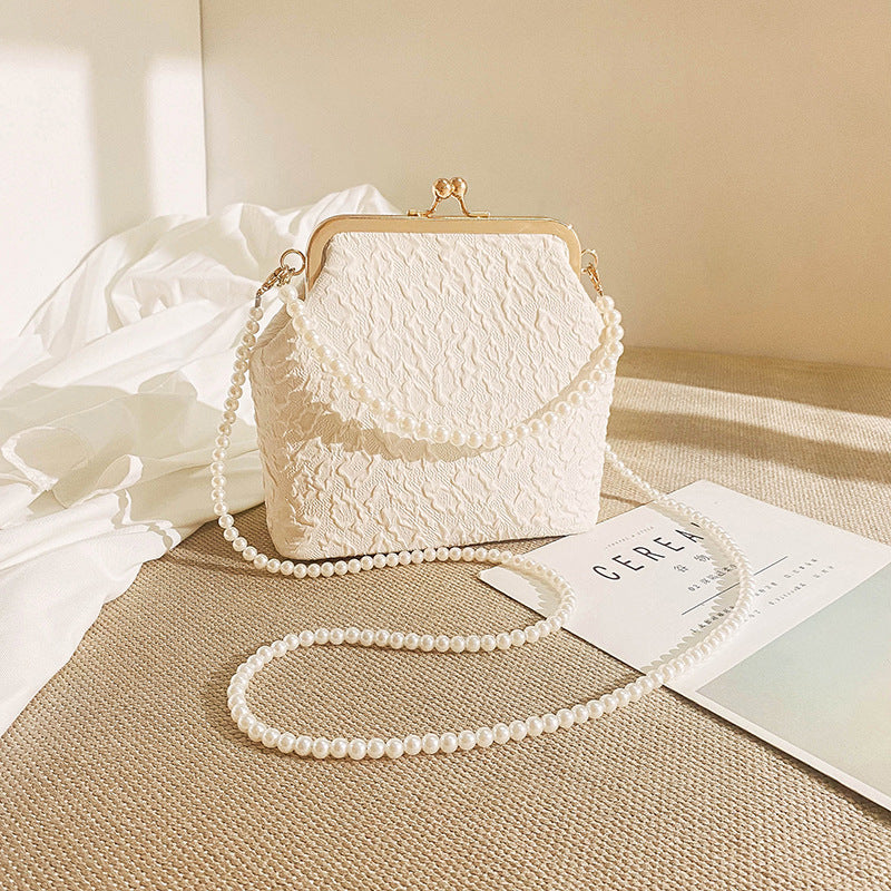 Fabric Elegant Vintage Look Kiss Lock Shoulder Cluch Bag Pearl Look Strap White