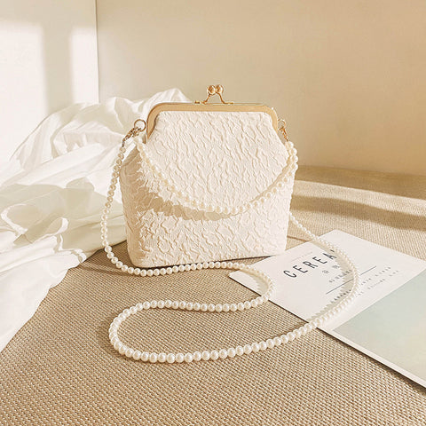 Fabric Elegant Vintage Look Kiss Lock Shoulder Cluch Bag Pearl Look Strap White