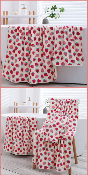 2 Pack Coral Fleece Bath Towel Set Absorbent Hanging Loop Strawberries