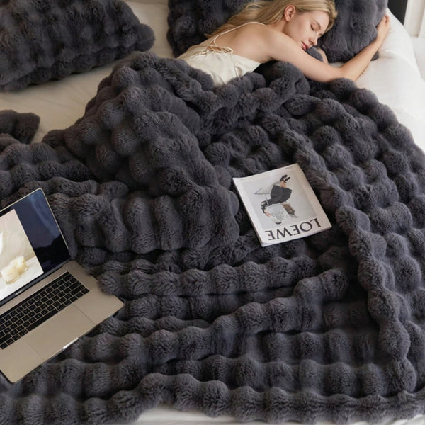 Faux Rabbit Fur Tuscany Fleece Bubble Blanket Throw Rug 180 x 200 cm Dark Grey