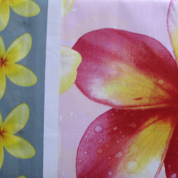 Floating Frangipani 225TC Quilt Doona Duvet Cover Set Soft Pink Single