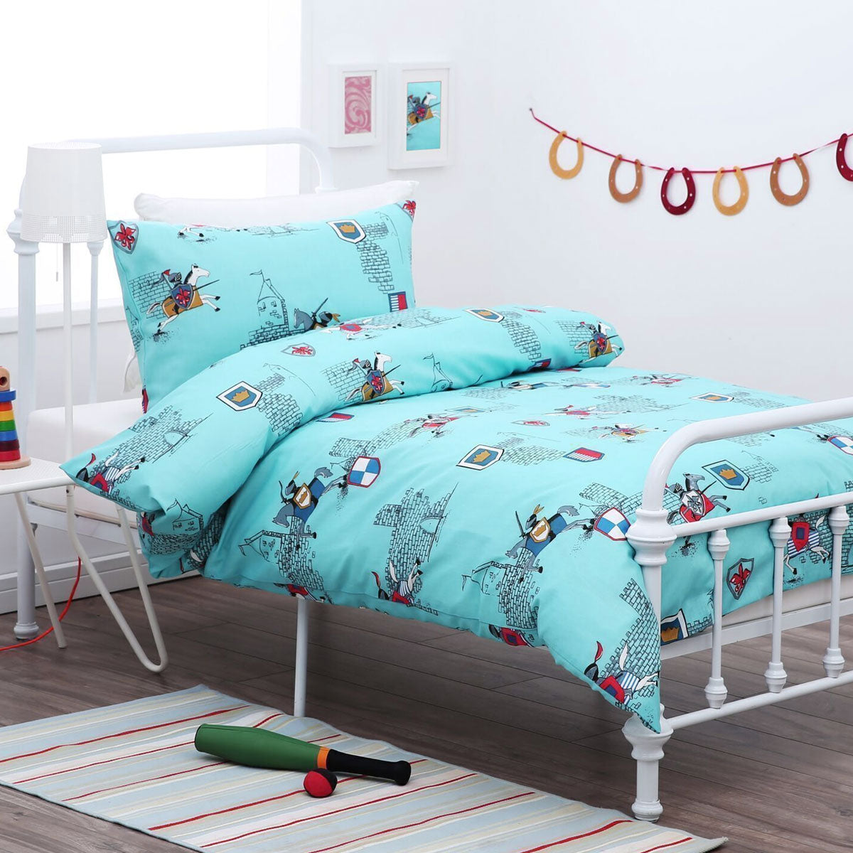 Knight On A Horse Polyester Cotton Quilt Doona Duvet Cover Set Blue Single