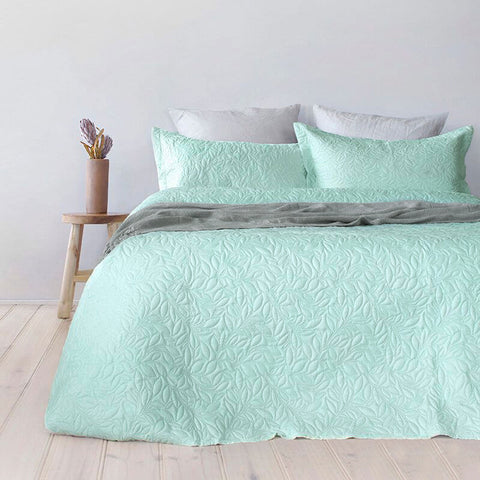 Bambury Botanica Leaf Embossed Bedspread Coverlet Quilt Set Queen King Glacier