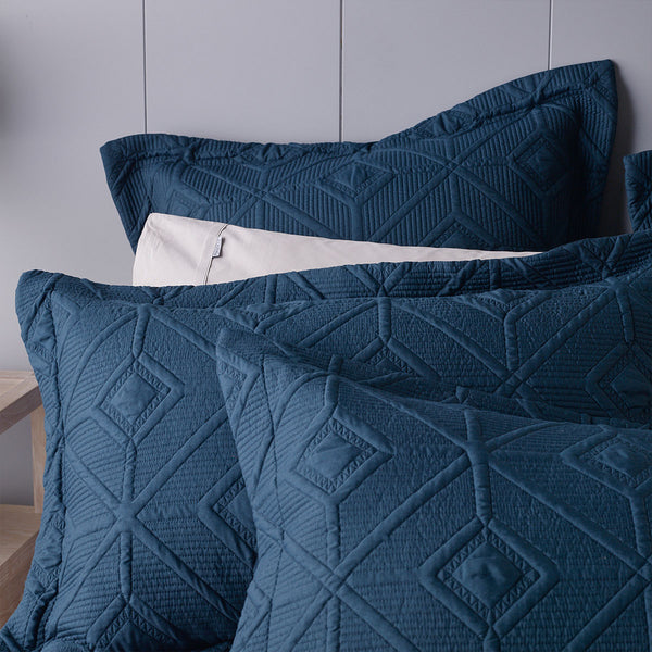 Bianca Kazimir Geometric Bedspread Coverlet Comforter Set Navy Queen King