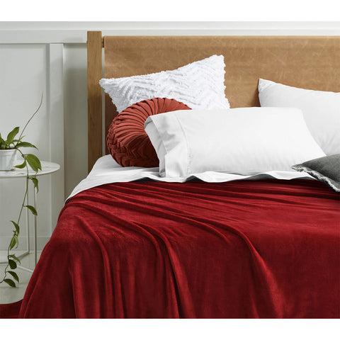 Accessorize 270gsm Polyester Super Soft Blanket Red Queen King
