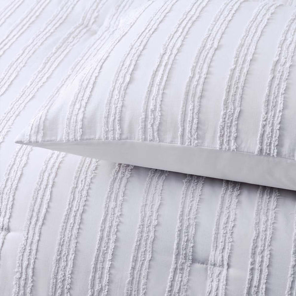 Vintage Design Homewares Reflections White Bedspread Comforter Quilt King