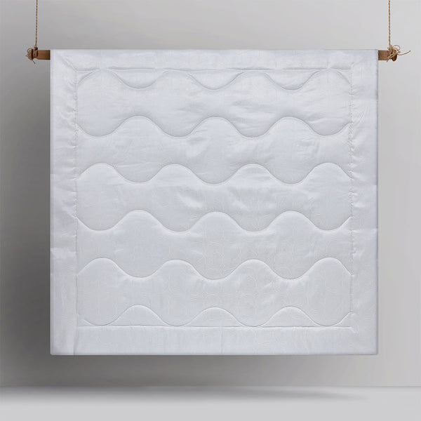 Accessorize Vera Geometric Jacquard Comforter Coverlet Bedspread Set Queen